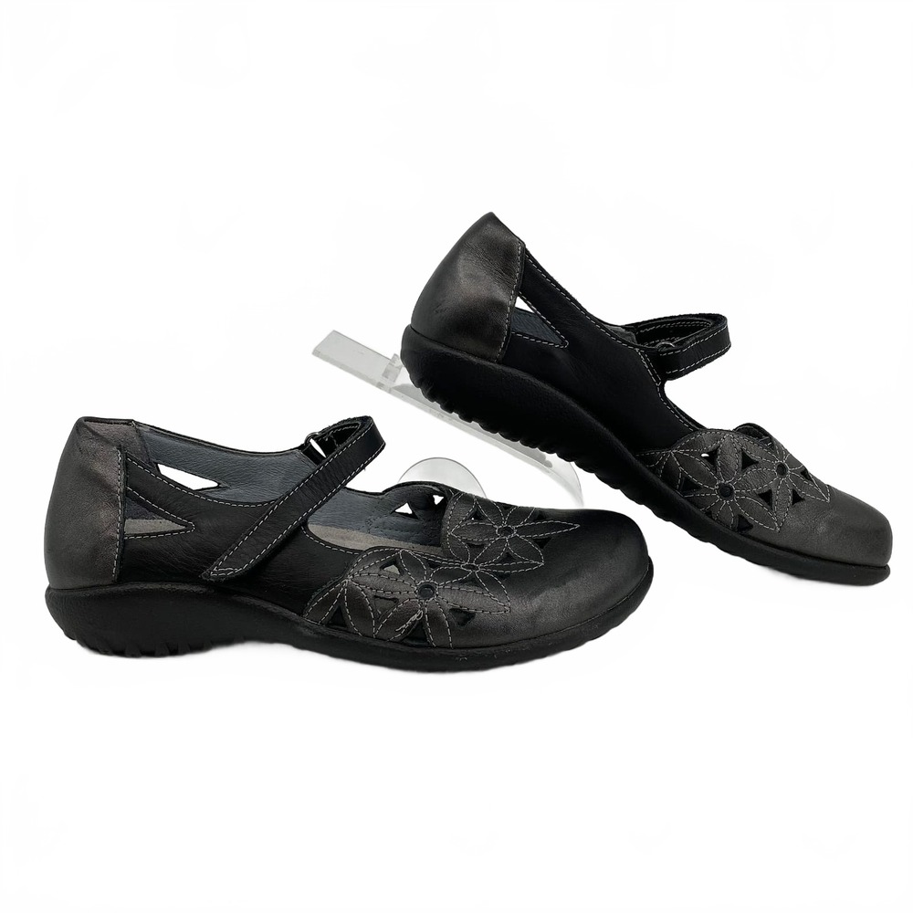 Naot Silver Flower Laser Cut Flats | EU 37 Women’s Leather